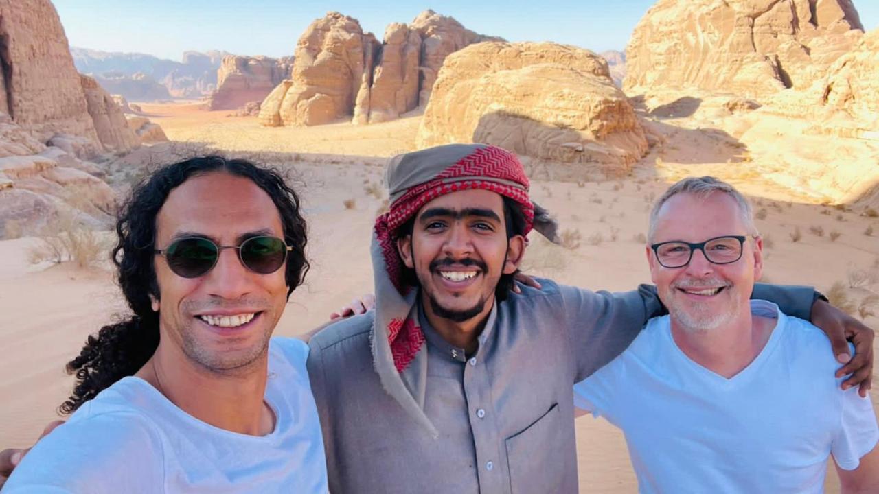 Wadi Rum Local Guide Buitenkant foto